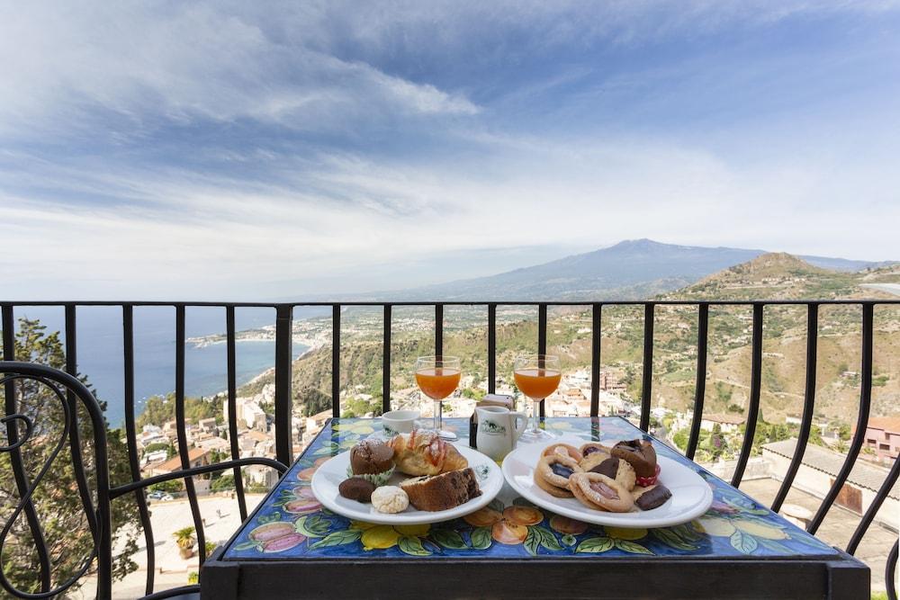 Hotel Sole Castello Taormina Exterior foto