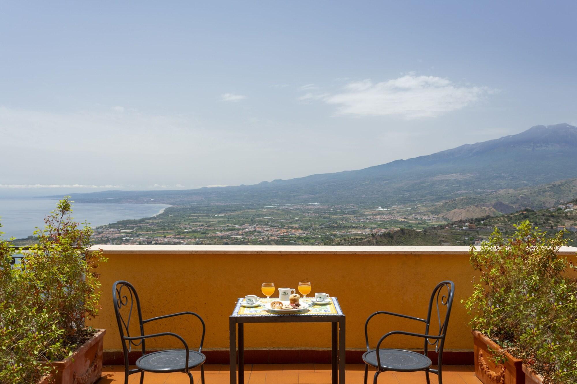 Hotel Sole Castello Taormina Exterior foto
