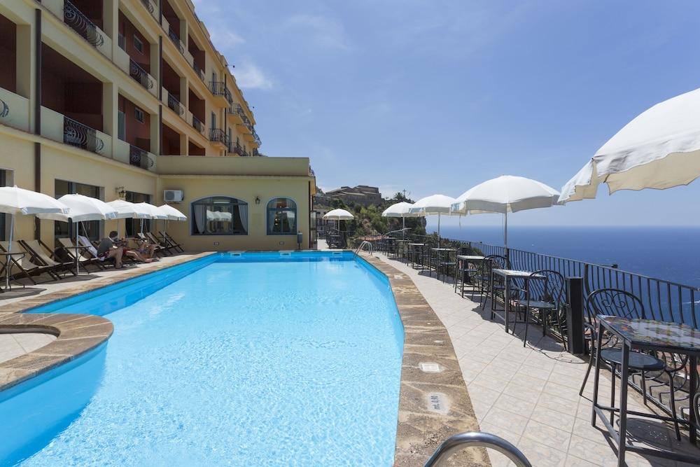 Hotel Sole Castello Taormina Exterior foto